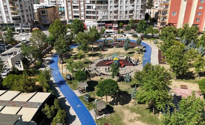 Siirt’te parklar yenileniyor