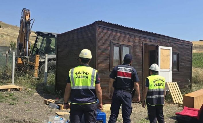 Silivri’de tarım arazilerindeki kaçak yapılarla mücadele sürüyor