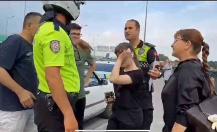 Sınava giderken araçları arızalandı, gözyaşlarına boğuldu