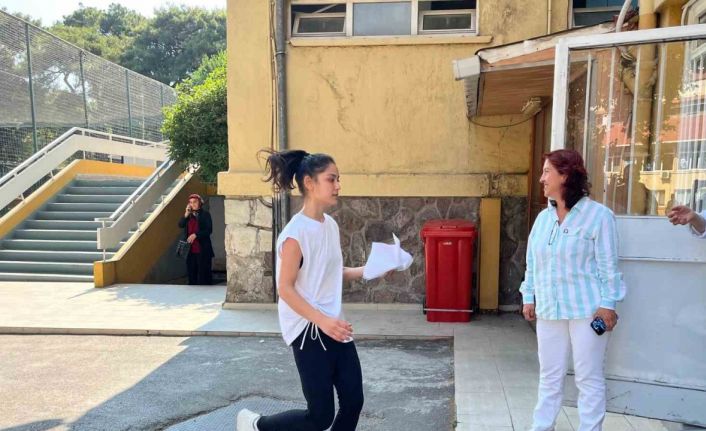 Sınava yine son anda yetiştiler