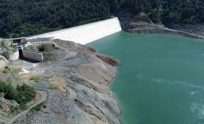 Son 65 yılın en kurak yılının yaşandığı Hatay’da kentin içme suyunu sağlayan barajda doluluk oranı yüzde 32’ye düştü