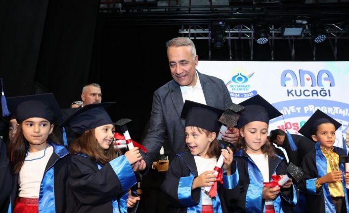 Sultangazi Belediyesi Ana Kucağı’nda mezuniyet heyecanı
