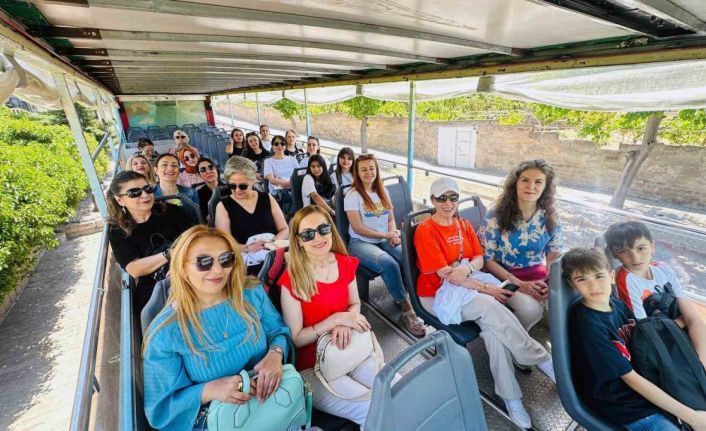 Talas Belediyesinden öğretmenlere tarihi ve turistik gezi