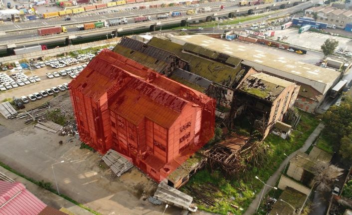 Tarihi Elektrik Fabrikasına özel tasarımlar