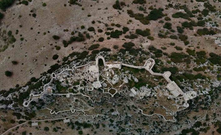 Tarihi Yılankale, ihtişamıyla hayran bırakıyor