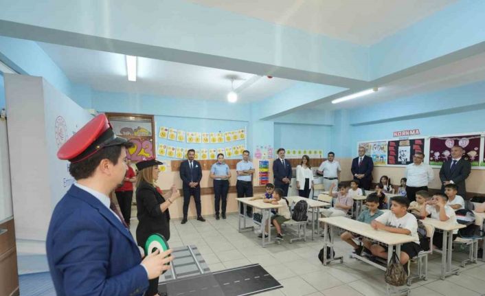 TCDD ile Körfez Ulaştırma’dan ‘Hemzemin Geçitlerde Emniyet Farkındalığı Projesi’