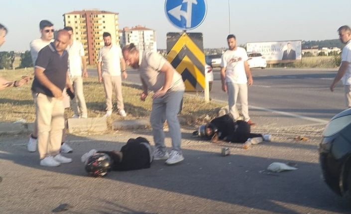 Tekirdağ’da motosiklet ile otomobil çarpıştı: 2 ağır yaralı