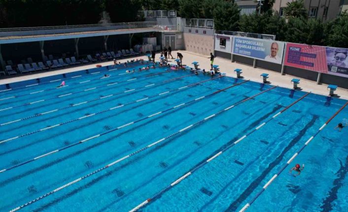 "Temiz Havuz" sertifikalı Konak Açık Yüzme Havuzu’nda sezon başladı