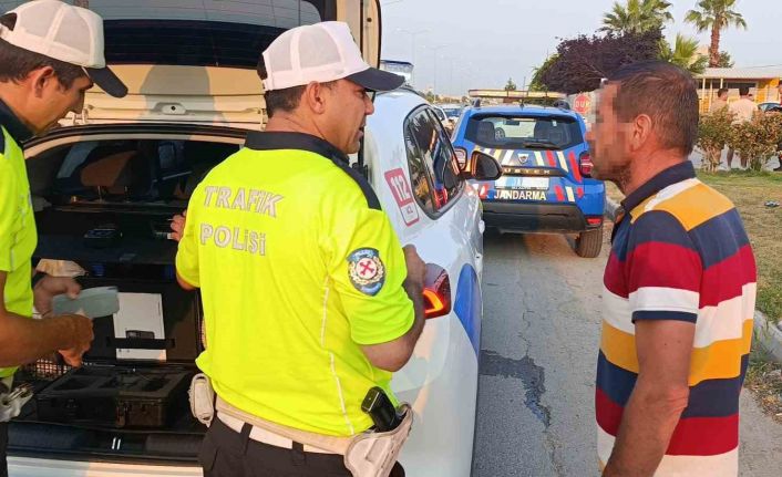 Ters yönde giden kamyonet sürücüsü 2.41 promil alkollü çıktı