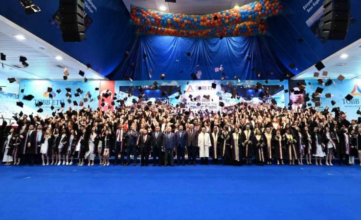 TOBB ETÜ’de mezuniyet heyecanı