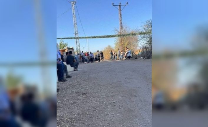 Traktörün altında kalan çocuk hayatını kaybetti