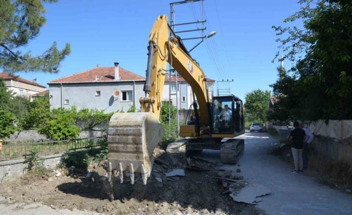 Türkeli’de 2. etap sıcak asfalt çalışmaları başladı