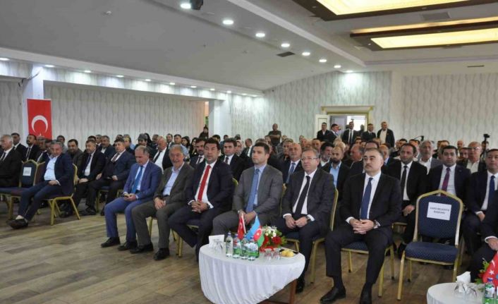 Türkiye-Azerbaycan iş adamları Kars’ta buluştu