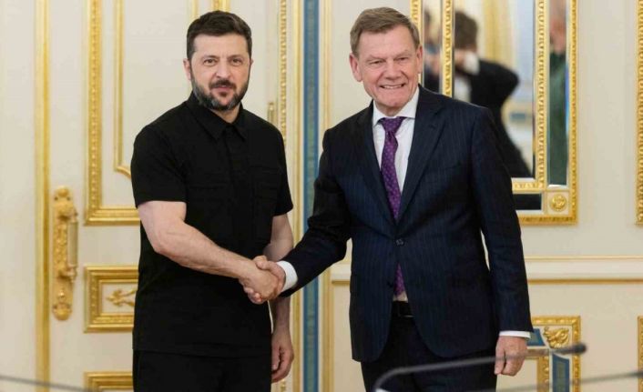 Ukrayna Devlet Başkanı Zelenskiy, Alman Bakan Wadephul ile görüştü