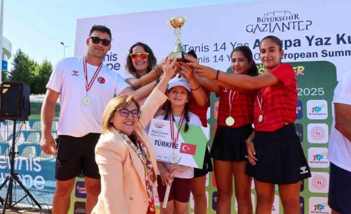 Uluslararası Tenis 14 Yaş Avrupa Yaz Kupası’nın finali Gaziantep’te gerçekleşti