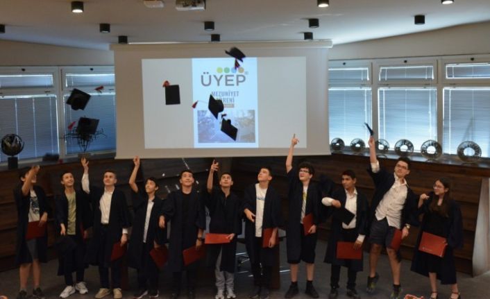 ÜYEP mezunları gerçekleştirilen törenle uğurlandı