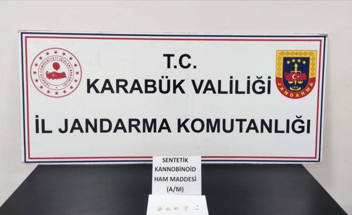 Uyuşturucu operasyonunda 3,28 gram bonzai ele geçirildi