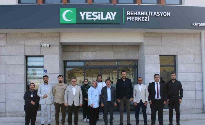Vali Çiçek, Rehabilitasyon Merkezi’nde tedavi gören bağımlılar ile bayramlaştı