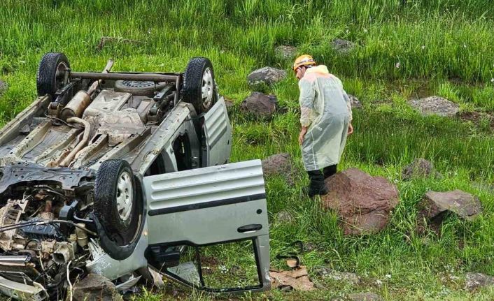 Varto’da tır ile hafif ticari araç çarpıştı: 1 ağır yaralı