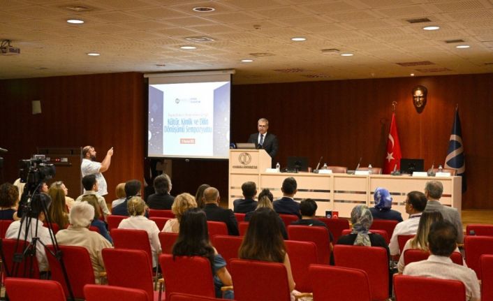 ’Yapay Zekâ ve Türkçenin Geleceği Sempozyumu’ gerçekleştirildi