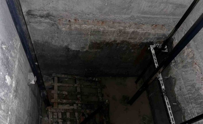 Yaptığı inşaatta elektrik akımına kapılan müteahhit öldü