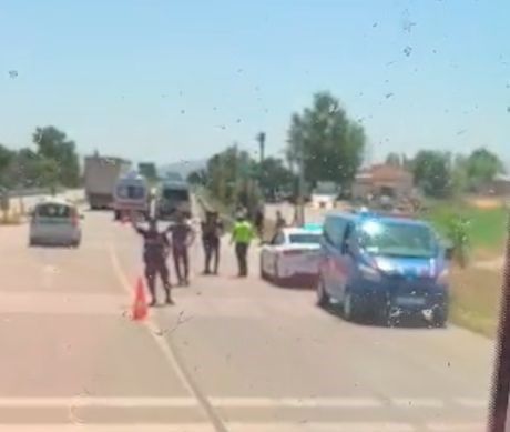 Yaz tatilinde dedesinin yanına giden çocuk, bisikletiyle karşıya geçerken hayatını kaybetti