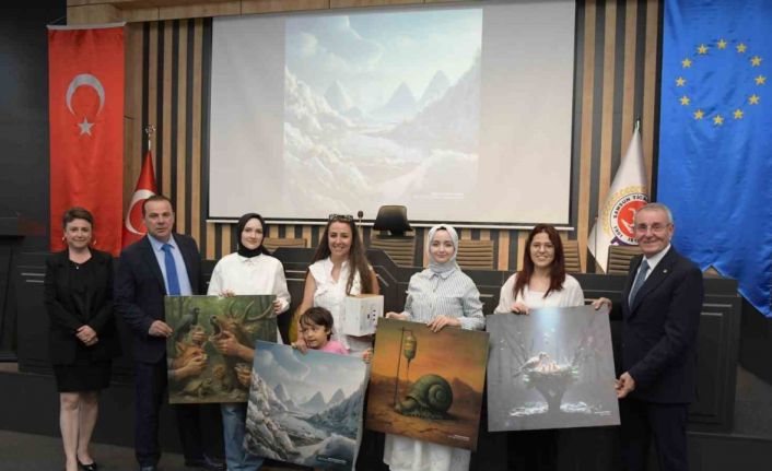 "Yeni Bir Perspektif: Görünenin Ötesi" yarışmasının kazananları ödüllerini aldı