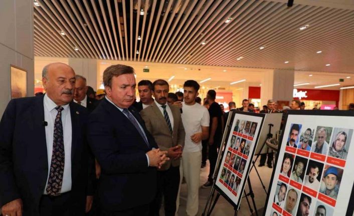 15 Temmuz Kronolojik Fotoğraf Sergisi açıldı