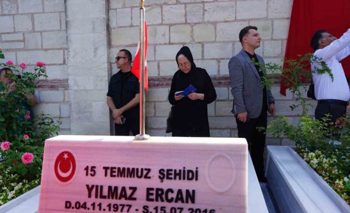 15 Temmuz Şehitleri Edirnekapı Şehitliği’nde dualarla anıldı