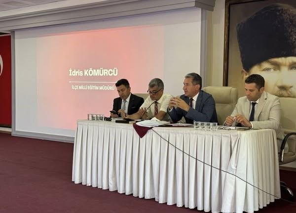 2024-2025 eğitim öğretim yılı dönem sonu müdürler kurulu toplantısı gerçekleştirildi