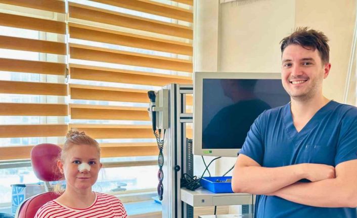 20 yıllık burun deformasyonu Siirt’te giderildi