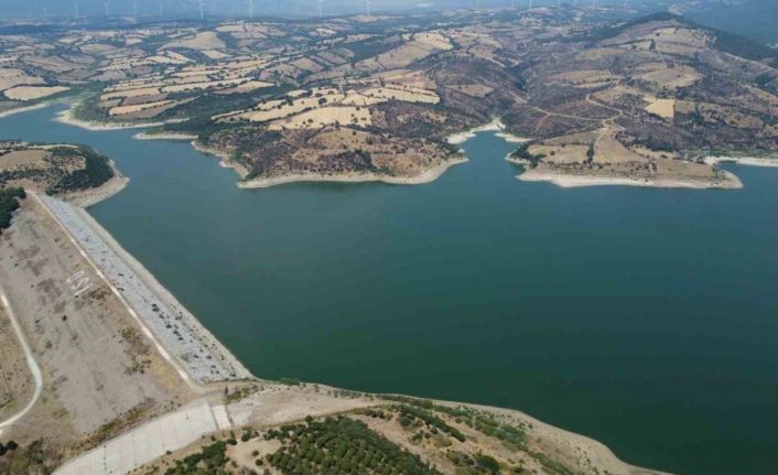 250 bin dekar alanı sulayan Bayramiç Barajı’nda su seviyesi yüzde 40’a geriledi