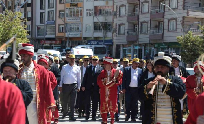 4 gün sürecek olan Bayburt Dede Korkut 29. Uluslararası Kültür ve Sanat Şölenleri başladı