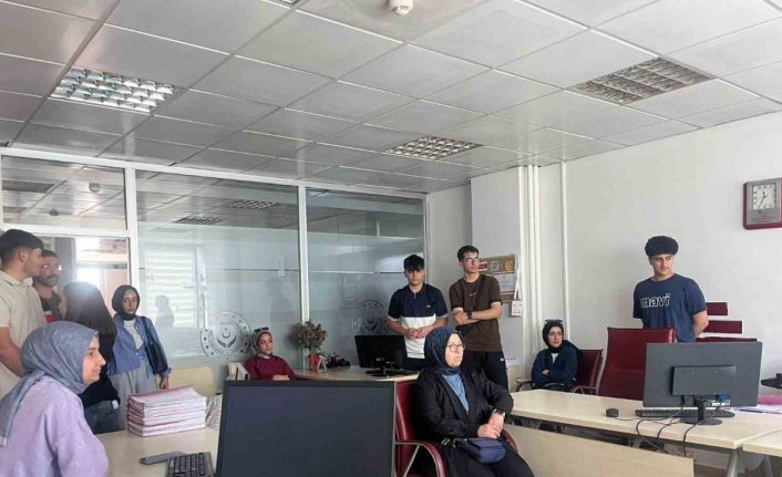 81 ilde öğrencilerden Sosyal Hizmet Merkezlerine ziyaret