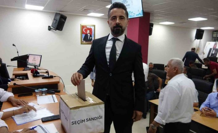 Adıyaman Belediye Meclisi Başkan Vekilini seçti