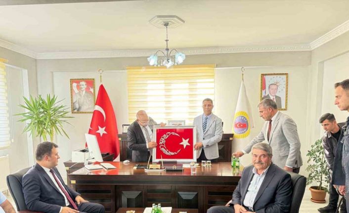 Ağrı Valisi Mustafa Koç, Patnos ilçesinde bir dizi ziyaret ve incelemelerde bulundu.