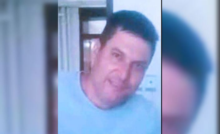 Ailesiyle birlikte ormanda kesim yapan işçi traktörün altına kaldı