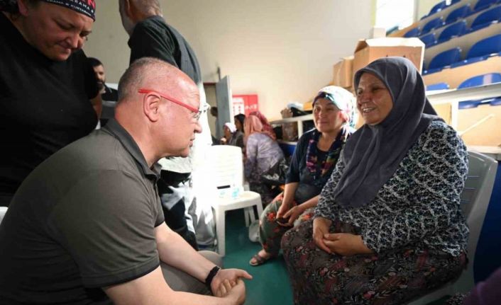 AK Parti’den yangın bölgelerine çıkarma