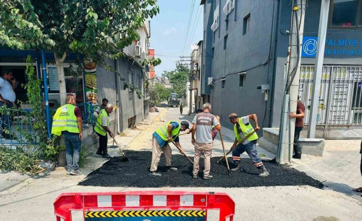 Akdeniz’in her mahallesine hizmet götürülüyor