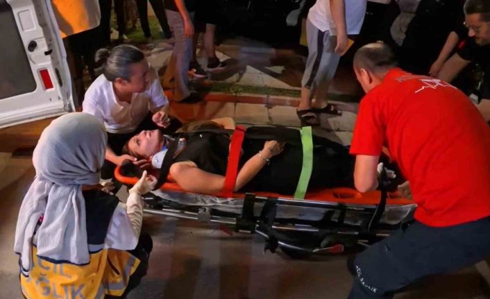 Aksaray’da 2 otomobil çarpıştı: 1 yaralı