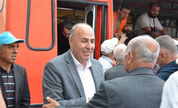 Alaca Belediyesi’nden vatandaşlara aşure ikramı