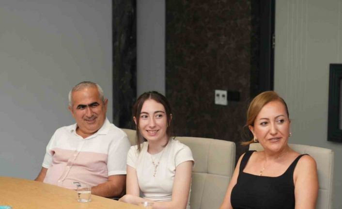 Alanya’nın gurur tablolarından Özçelik’e ziyaret