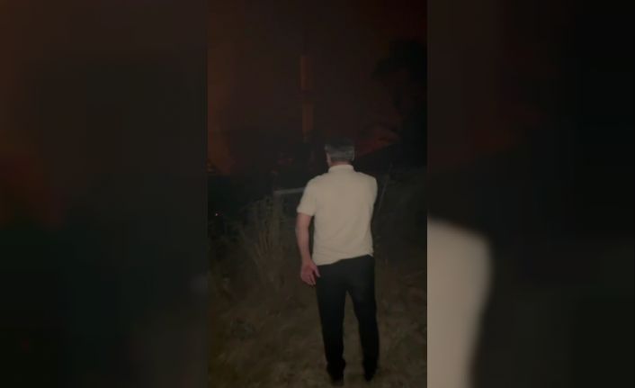 Alevlerin sardığı köye giren başkan Özkan , vatandaşları böyle ikna etti