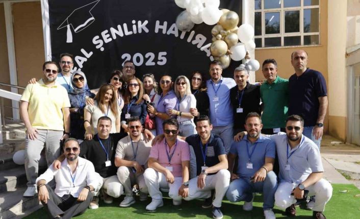 Anadolu Lisesi mezunları geleneksel mezun şenliğinde buluştu