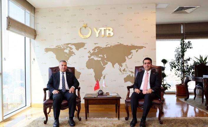 Anadolu Üniversitesi ile YTB arasında Türk Dili ve Kültürü için iş birliği adımı