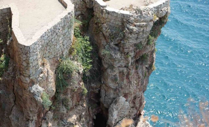 Antalya falezlerinde bazı bölgelerin koruma statüsü değiştirildi