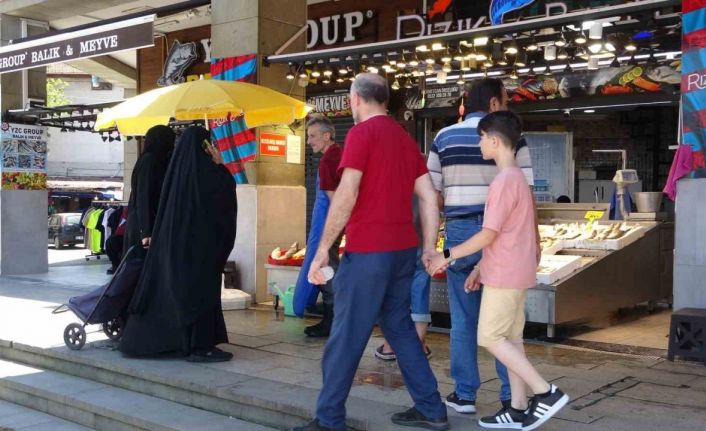 Arap turistlerden balığa yoğun ilgi