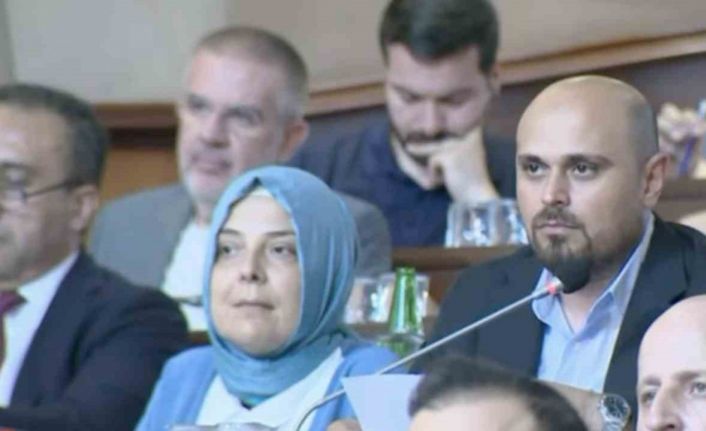 Arnavutköy’ün ulaşım sorunları meclis gündeminde: Ercan Döner’den İBB’ye 7 kritik soru