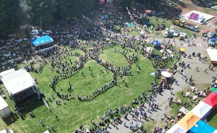 Artvin’de 2 bin rakımlı yaylada şenlik coşkusu