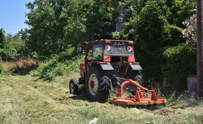 Atakum’da yeşil alanlarda bakım çalışması